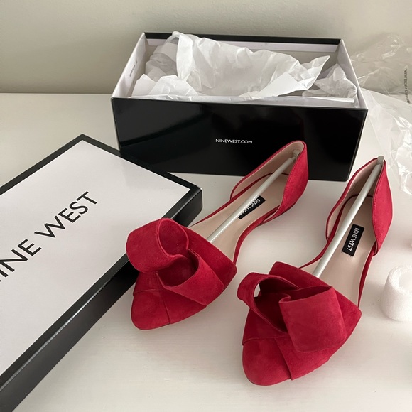 Red 6.5 Nine West shoes - Picture 1 of 8